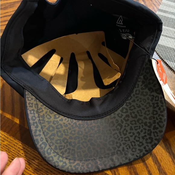 Brand New Ripzone Hat - Picture 4 of 5